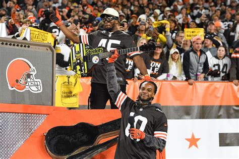 Who is the face of the Cleveland Cavaliers heading into 2022-2023?