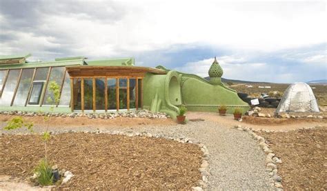 A Look Inside The Taos Earthship Earthship Nachhaltigkeit