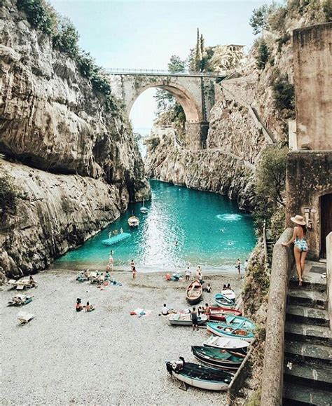 Puntos esenciales en fiordo di furore. Fiordo di Furore Try to discover all the small beaches in ...
