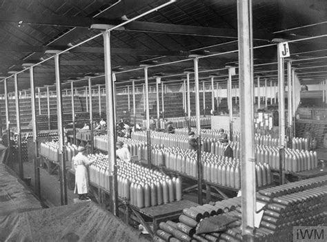 file munitions production on the home front 1914 1918 q110276 wikimedia commons