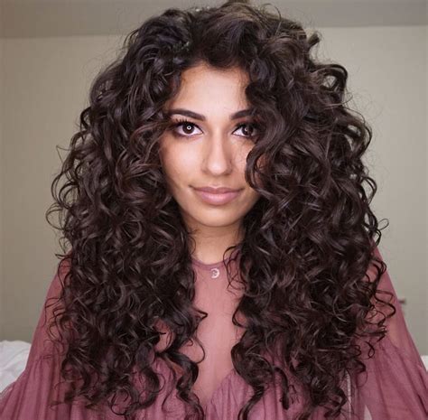 Curly Long Hairstyles And Hair Colors For Women In 2021 2022