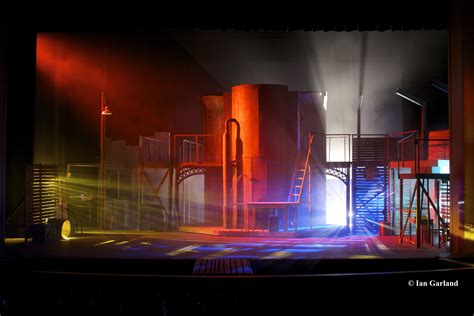 Set And Lights For Urinetown At Ict Mainstage Great Use Of Lights Set