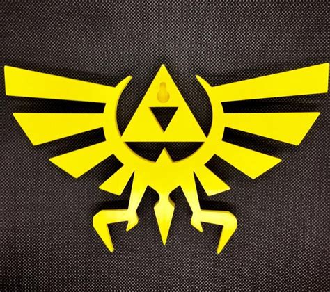 3d Printed Hyrule Hylian Crest From Zelda Etsy Prints 3d Printing