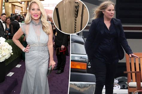 Christina Applegate Gains 40 Pounds Amid Ms Battle Cant Walk Without Cane Times Of National