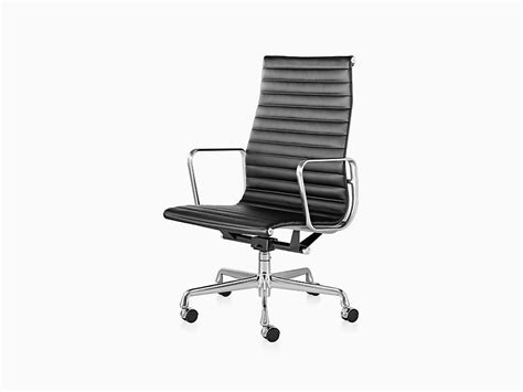 The eames® aluminum group collection (1958) began as a special project for eero saarinen and alexander girard, who needed seating for a home they were designing for industrialist j. Eames Aluminum Group Executive Chair - Herman Miller