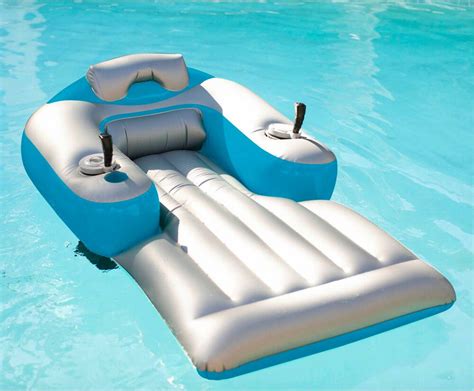 Splash runner by poolcandy is a motorized pool lounger that will revolutionize the way you relax and play at the pool. Poolcandy Splash Runner Motorized Pool Lounger #Unbranded