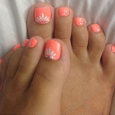 Tips For A Beautiful Summer Pedicure Toe Nail Designs Styles Weekly