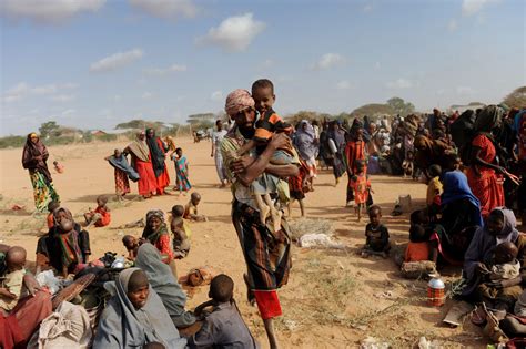 In Pictures Somali Refugees Arrive In Dadaab Somalia News Al Jazeera