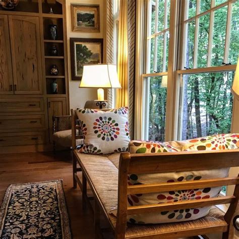 These Awesome Window Seats Are The Perfect Reading Nook Kickass Things