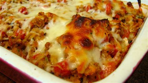A scrumptious chicken casserole made with broccoli florets, cheddar cheese and of course, curry! Chicken Casserole Recipes - Allrecipes.com