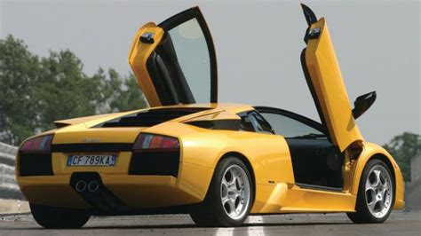 Whats The Worst Car For Sitting In Traffic Lamborghini Lamborghini