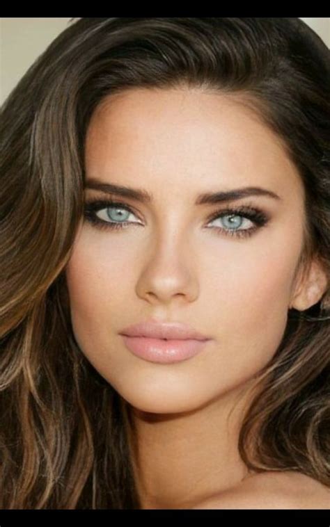 Pin By Francisco Cruz On Otro Beautiful Eyes Stunning Brunette Beautiful Face