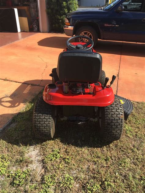 Huskee Lt 4200 Lawn Tractor For Sale In New Port Richey Fl Offerup