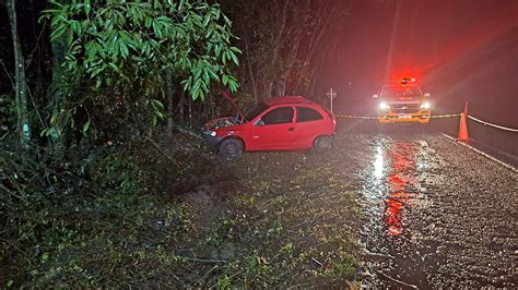 Seis Pessoas Morrem Em Acidentes Em Menos De Horas Na Regi O O Estafeta