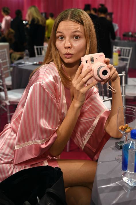Magdalena Frackowiak Backstage At The 2015 Victorias Secret Fashion