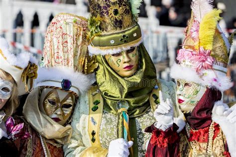 M Scaras Venecianas Tradicionales Del Carnaval Foto De Archivo