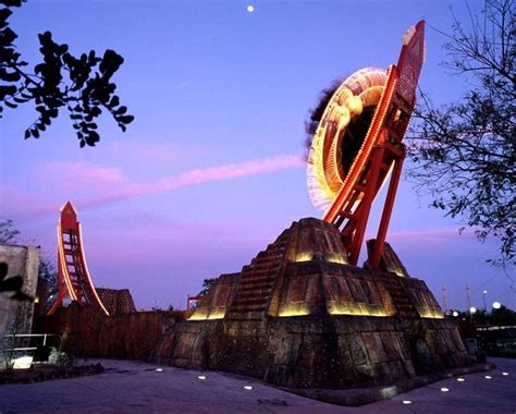 Obviously it is located in seville, spain and has as its central theme the discovery of america. Isla Mágica Sevilla | DeMediterràning.com