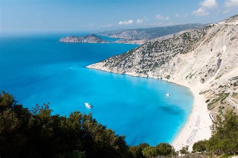 Συνελήφθησαν εννέα αλλοδαποί που προσπάθησαν να ταξιδέψουν παράνομα στο εξωτερικό. Μύρτος - Κεφαλονιά - Kefalonia - Greece | Andreas ...