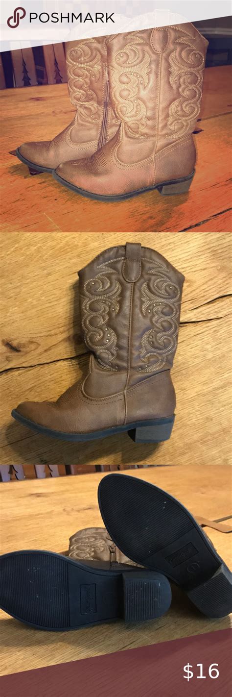 Cat And Jack Girls Cowboy Boots Size 1 In 2020 Girl Cowboy Boots