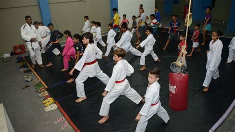 Escolinha De Karatê Da Fundesportes Atrai Dezenas De Crianças E Adolescentes Conexão Tocantins