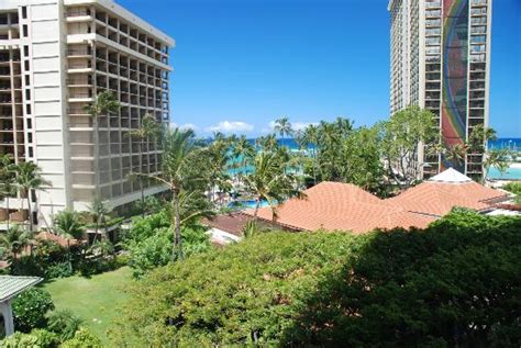 Junior Suite Tapa Tower Room 429 Picture Of Hilton Hawaiian Village