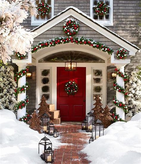 These county style cottages are located in montreal, quebec. Christmas Front Porch Decorating Ideas - Pretty Designs