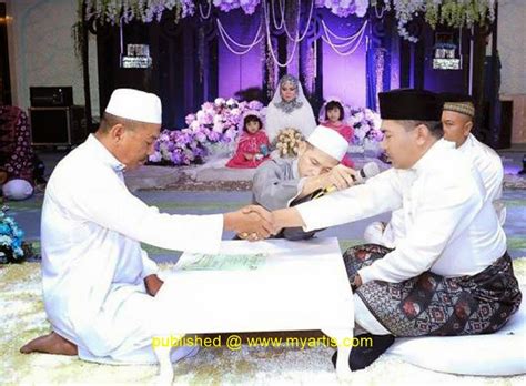 Tenang, simak saja semua gambar rumah adat indonesia di sini! Berita, Hiburan Artis Di Malaysia: 14 GAMBAR - SEKITAR ...