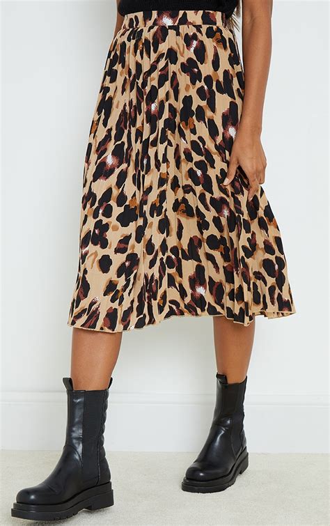 Tan Leopard Print Satin Pleated Midi Skirt Prettylittlething Ie