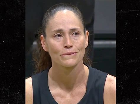 sue bird breaks down in tears after final wnba game steph curry shows love