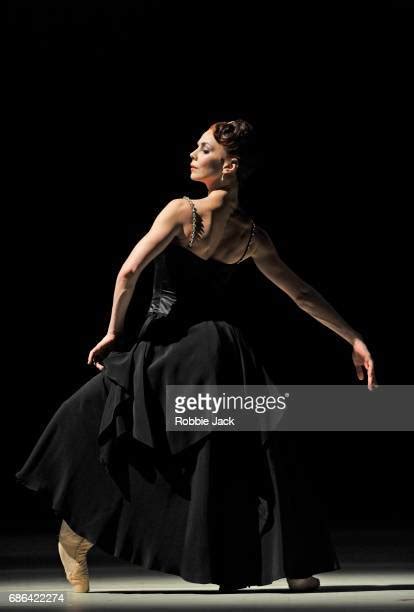 Amelie Gautreau Photos And Premium High Res Pictures Getty Images