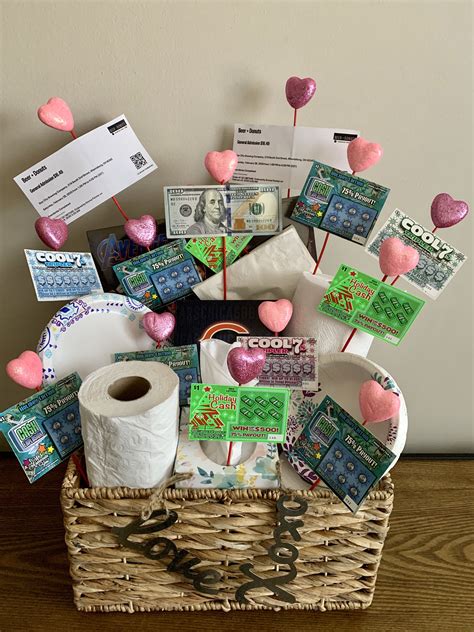 10 Creative T Basket Ideas For First Year Anniversary