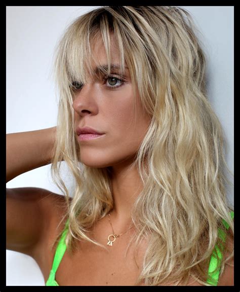 From wikipedia, the free encyclopedia. Carolina Dieckmann Fotos - Ozi Space
