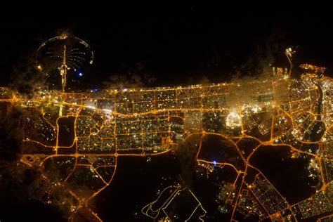 City Lights Of Dubai Wordlesstech