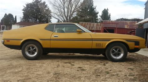Ford Mustang Fastback 1972 Gold Glow For Sale 2q 1972 Ford Mach 1