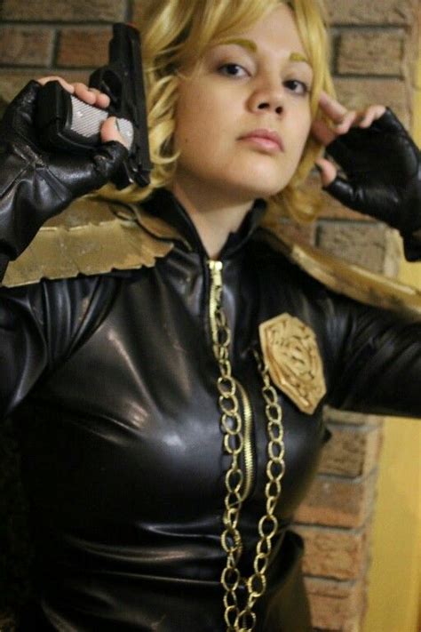 judge anderson cosplay here comes the judge judge dredd cosplay