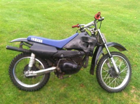 When this one came in, the plastic was sun faded red. Buy 2 stroke Yamaha 100cc Dirtbike on 2040-motos