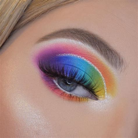 Pin By Hairboss On Eye Makeup Rainbow Makeup Bright Makeup Bright