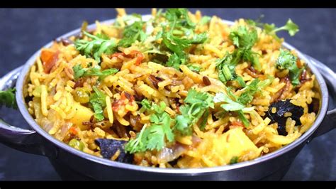 Spicy Aloo Matar Pulao आलू मटर पुलाव Spicy Peas Potato Rice Recipe