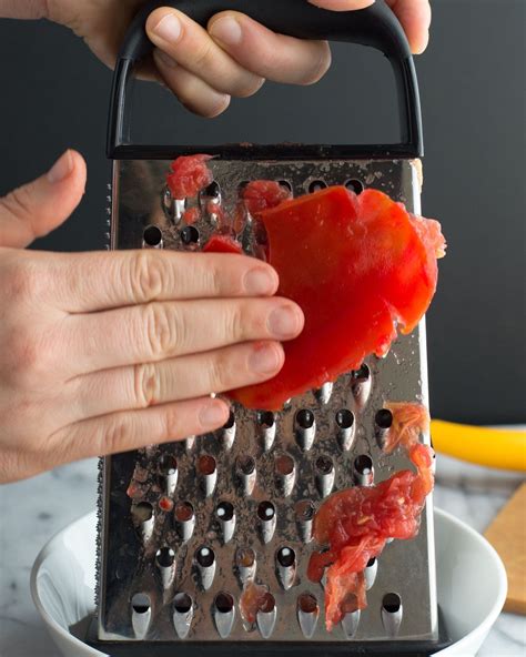 5 Ways To Put Overripe Tomatoes To Work Easy Tomato Sauce Summer