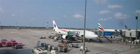 Being budget carriers, many of them do not provide a free. Review of Malaysia Airlines flight from Jakarta to Kuala ...