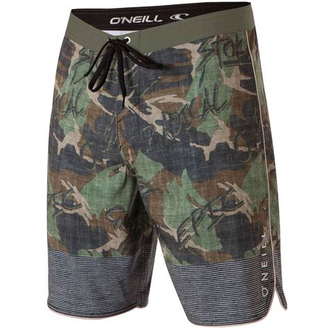 Cool Outfits Summer Outfits Mens Outfits Summer Clothes Camo Shorts