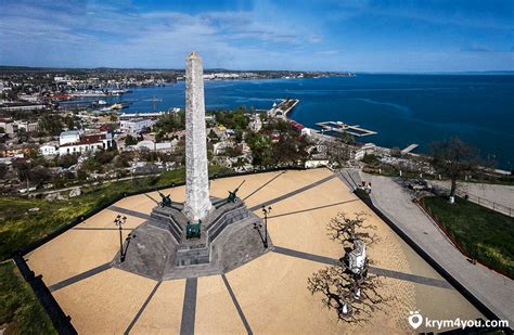 Водоканал керчи чинит водовод по ул. Керчь Крым