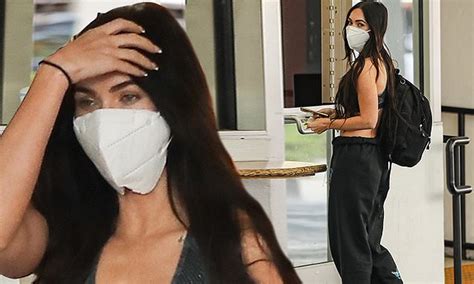 Megan Fox Flashes Her Toned Midriff In A Sports Bra And Sweatpants