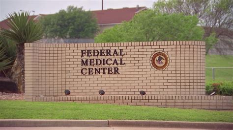 Covid 19 Cases Nearly Quadruple To 132 Inside Fort Worth Federal