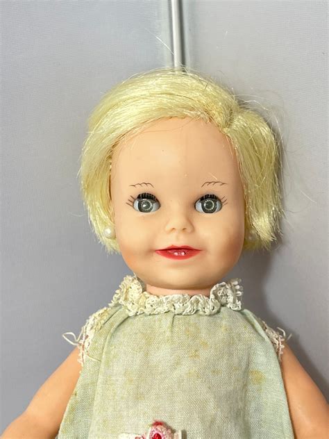 Vintage Deluxe Reading Doll Suzy 7 Tall Etsy