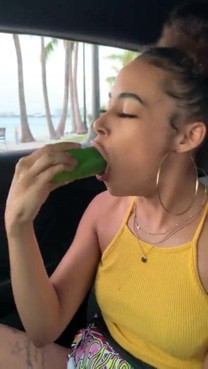 Ebony Teen Practices Deepthroat On A Cucumber Free Porn 6d