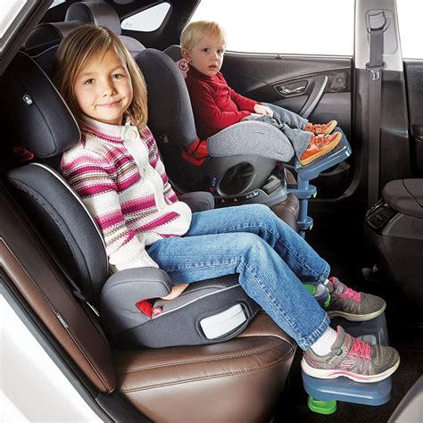4 Best Car Seat Footrest 2022 Newcarbike