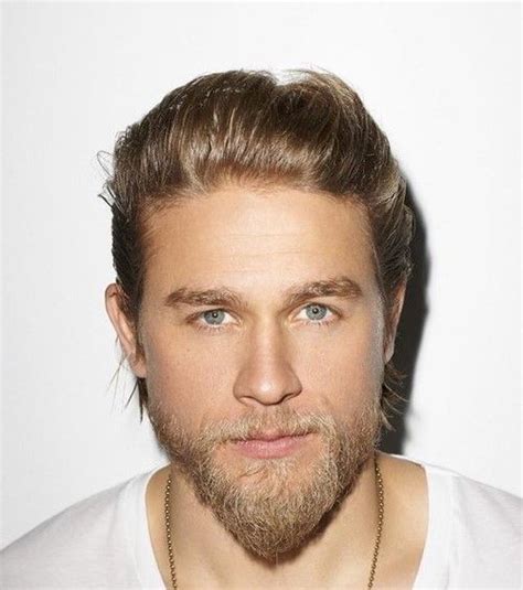 Prinzipiell wächst er aber von alleine. ducktail beard | Bart-mode, Kurzer bart, Bartstile für männer