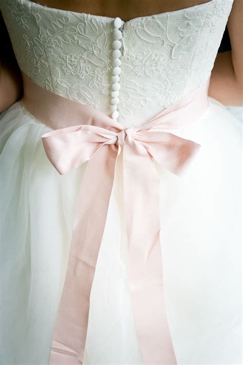 Welchen stil soll das kleid haben, schleier, schleppe, spitze oder doch viel tüll für das perfekte hochzeitskleid? Mein Brautkleid, die Accessoires und der Brautstrauss ...