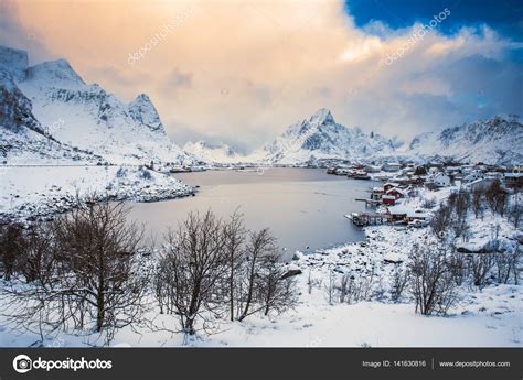 Winter In Reine Lofoten Islands Norway — Stock Photo © Fedevphoto